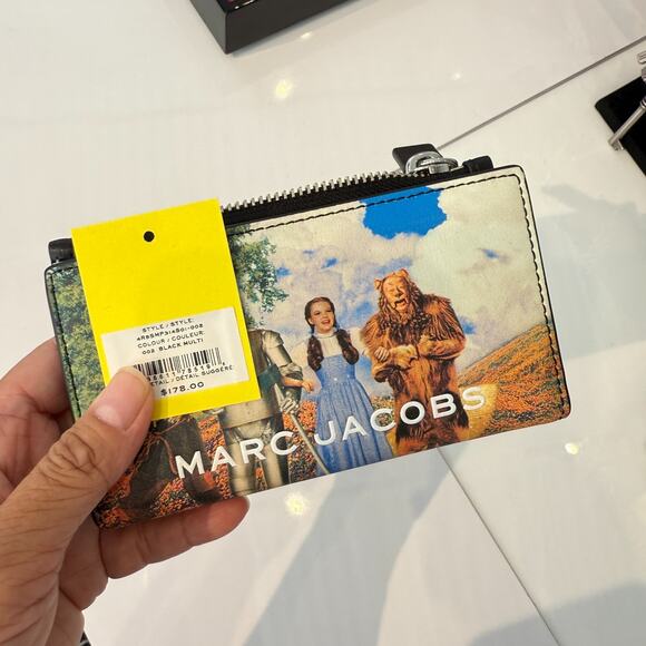Best price ‼️Marc Jacobs x ‘The Wizard of Oz’ Slim Bifold Wallet - Picture 6 of 6